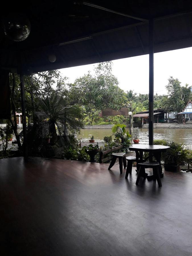 Resort Baan Mai Chai Khlong Amphawa Exterior foto